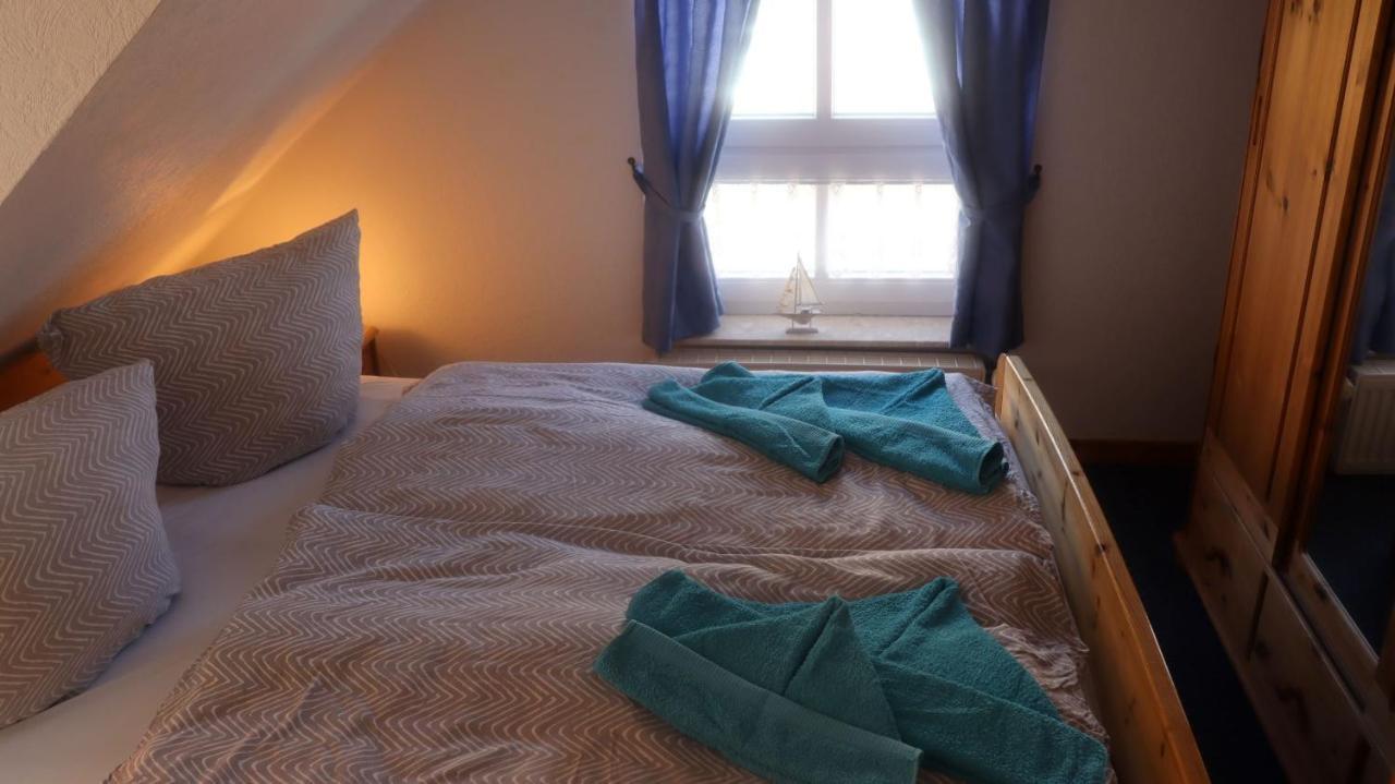 Ferienwohnung " Luv " Neuharlingersiel Exteriör bild