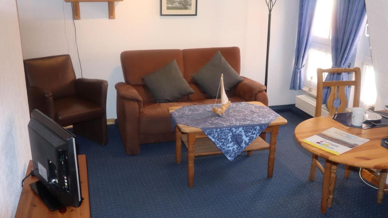 Ferienwohnung " Luv " Neuharlingersiel Exteriör bild